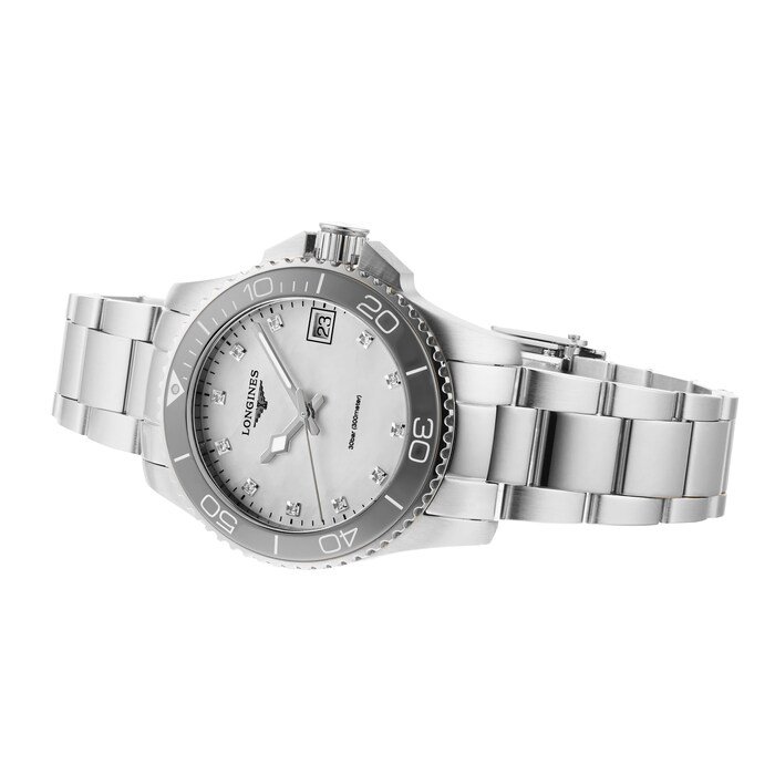 Longines Hydroconquest 32mm Ladies Watch Mother Of Pearl Silver Exclusive to The Watches Of Switzerland Group MPN: L33704876